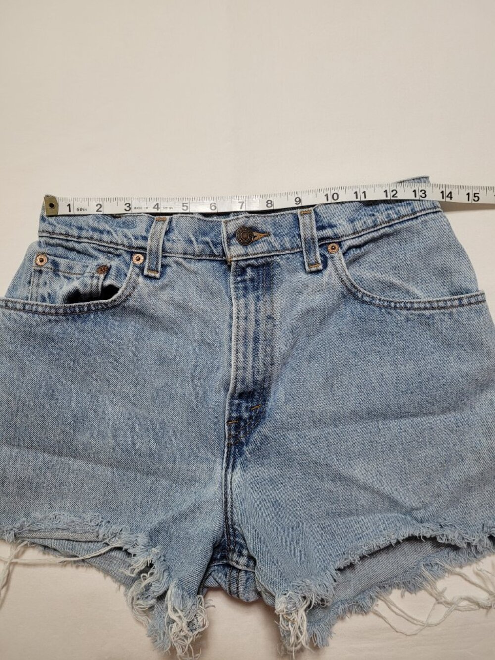 Vintage Levi's 550 Shorts 90s High Waisted Relaxed Fit Denim Sz 8 Indie Sleaze - Picture 4 of 9